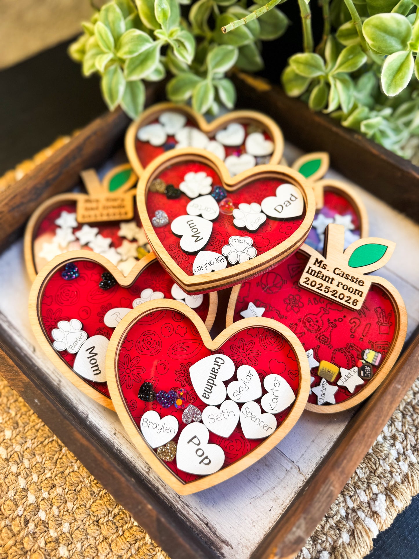 Heart shaker magnet